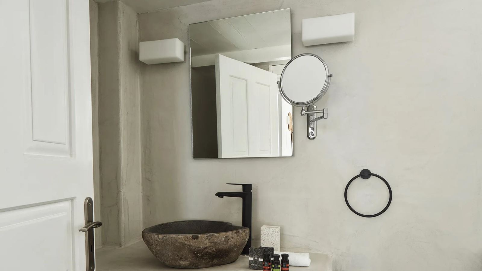 rooms-standard-room-with-caldera-view