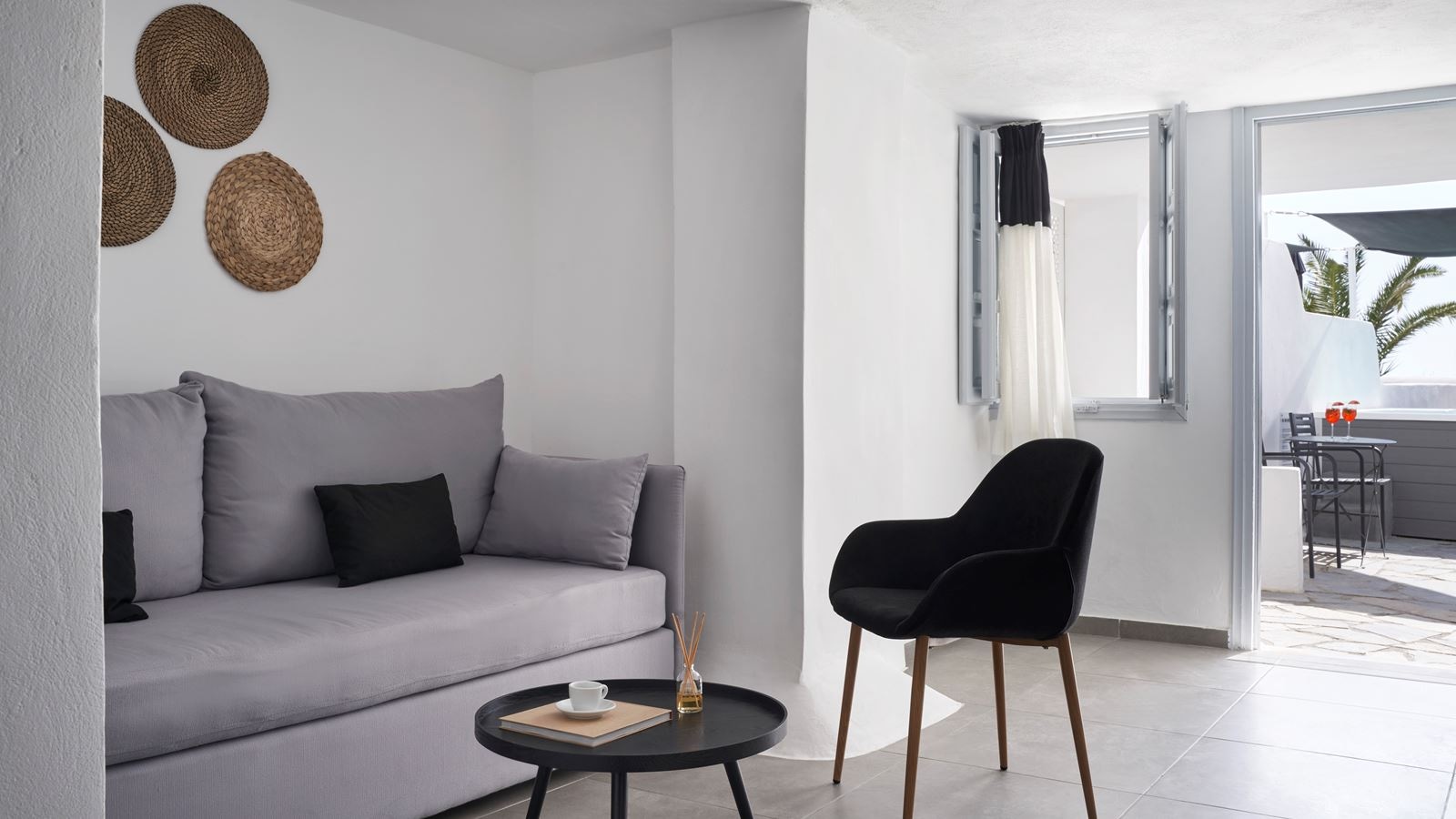 rooms-junior-suite-with-jetted-tub--garden-view