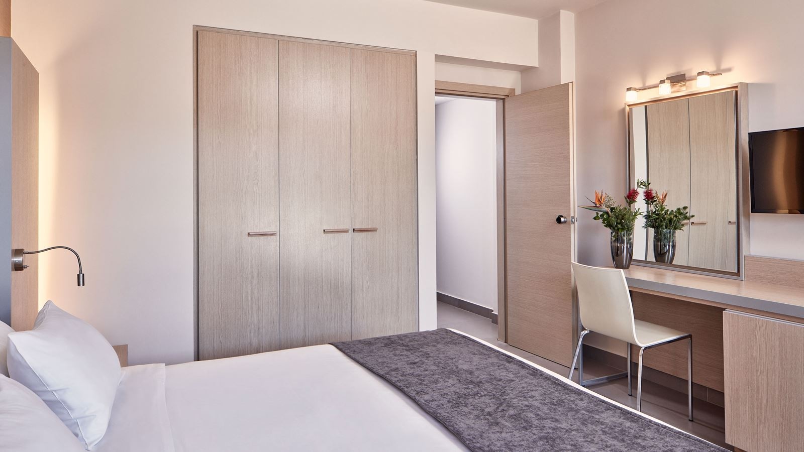 rooms-family-room-sea-view