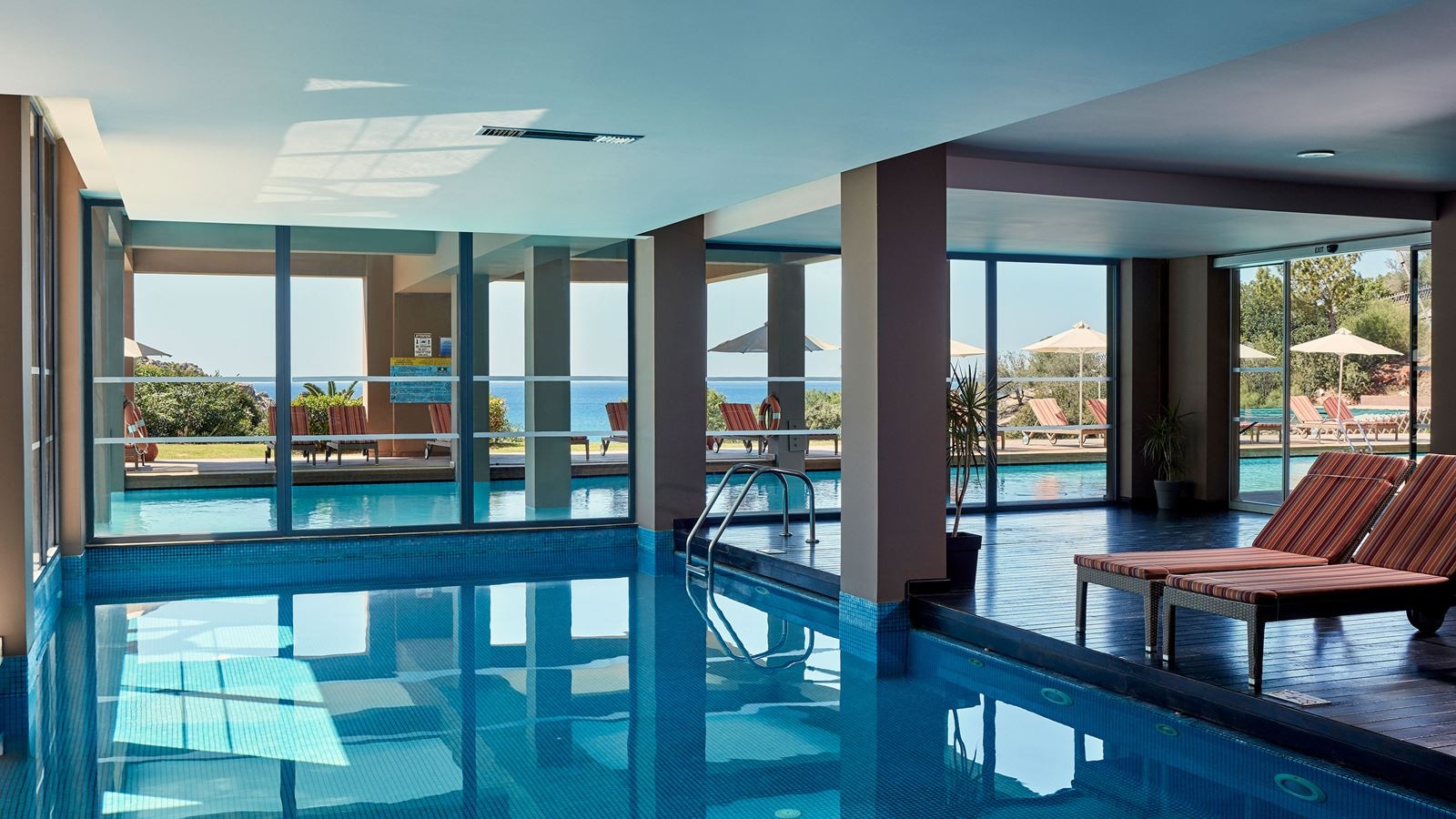pools-indoor-pool