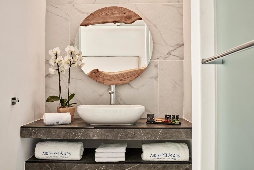 rooms-signature-suite-sea-view-with-private-pool