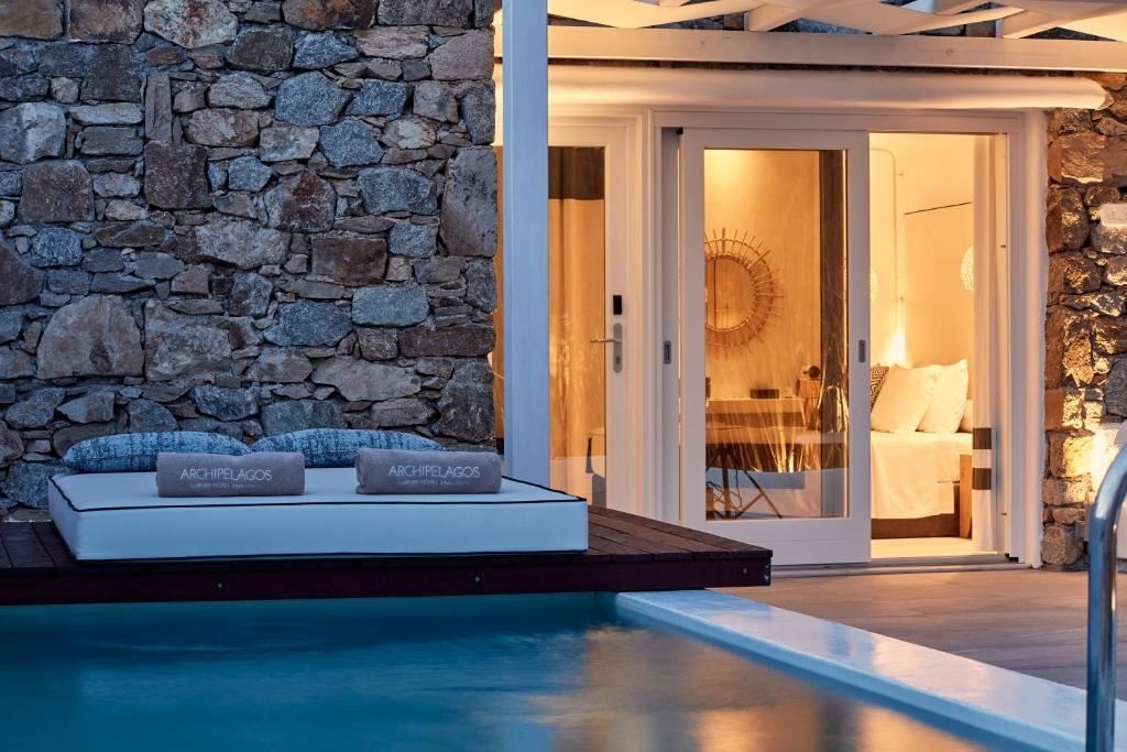 rooms-signature-suite-sea-view-with-private-pool