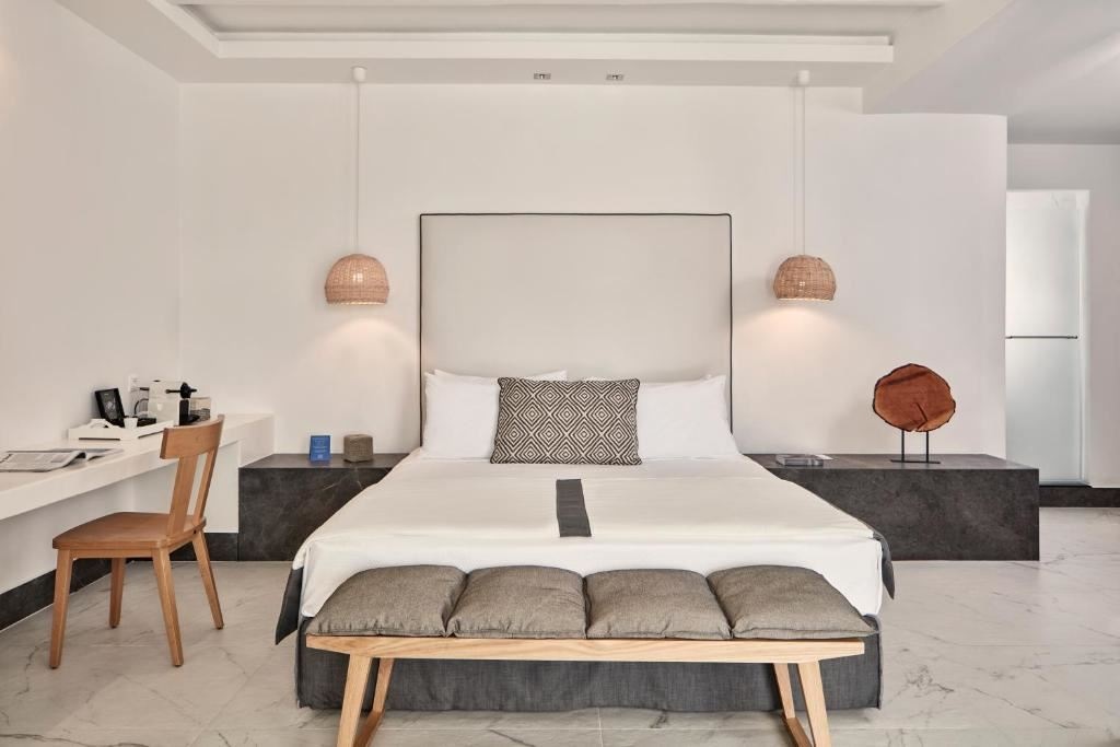 rooms-signature-suite-sea-view-with-private-pool