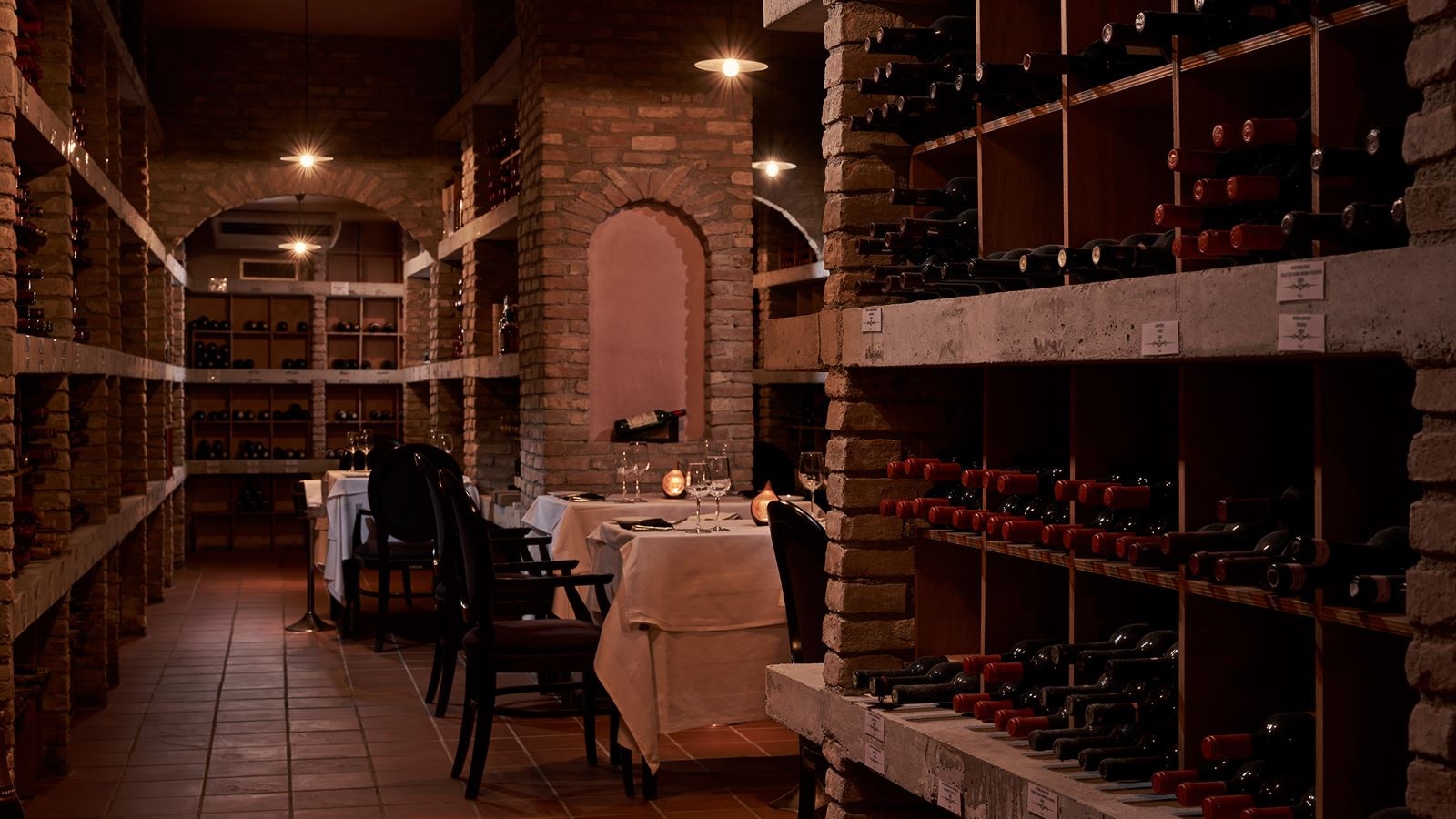 restaurants-wine-cellar