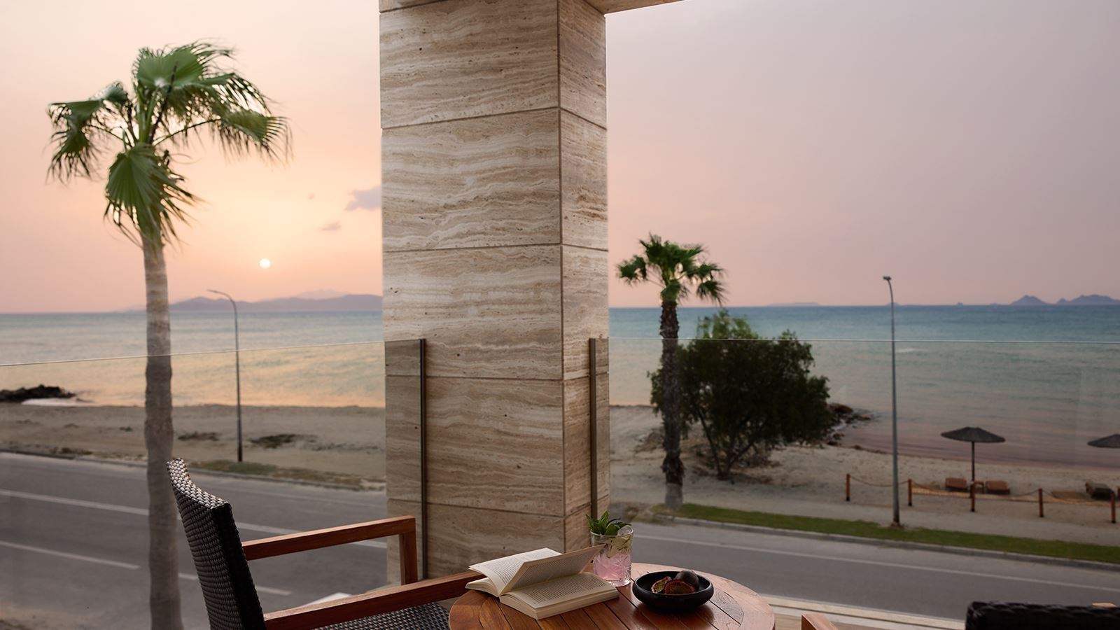 rooms-junior-suite-sea-view