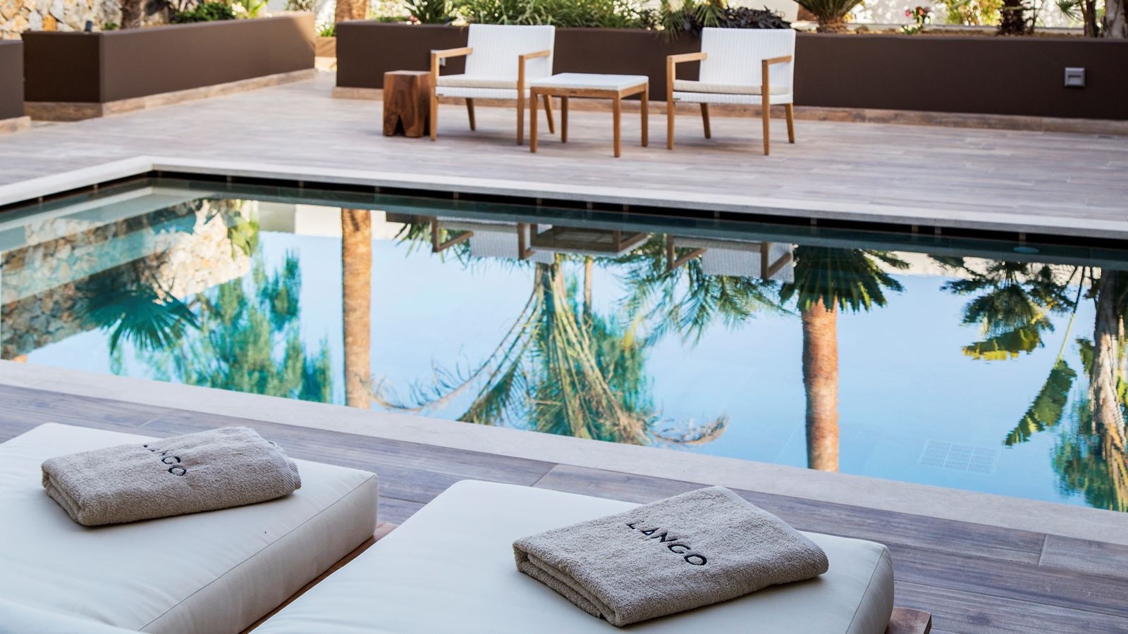 rooms-superior-suite-private-pool