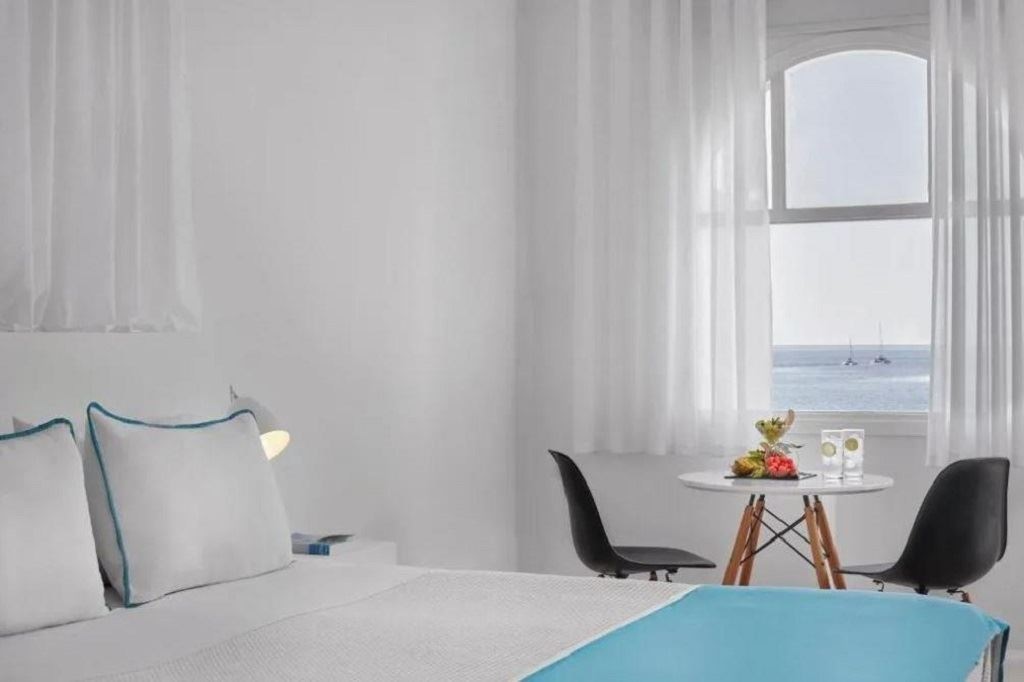 rooms-senior-suite-with-sea-view