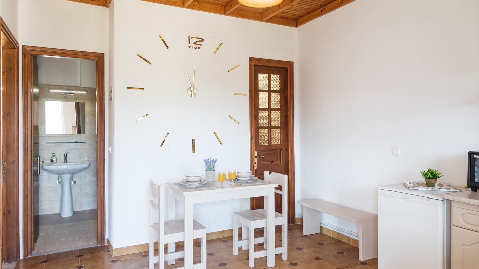 rooms-apartment-2-bedrooms-4-pax