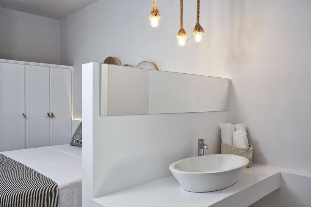 rooms-premium-double-room-garden-view-balcony