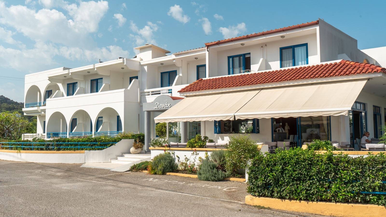 general-main-building