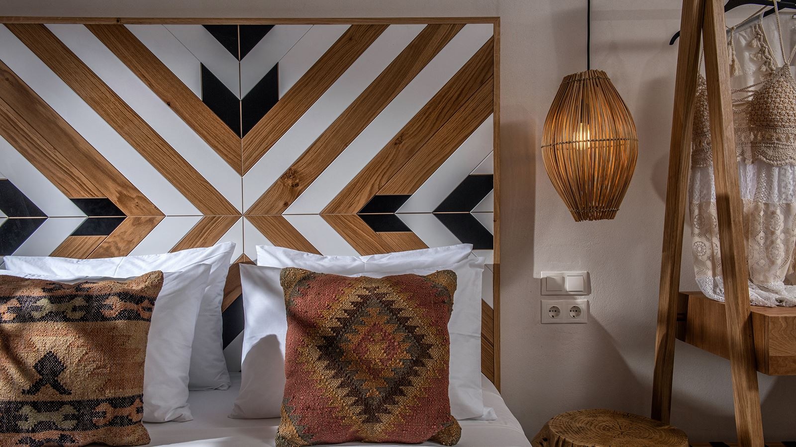 rooms-superior-deluxe-with-balcony