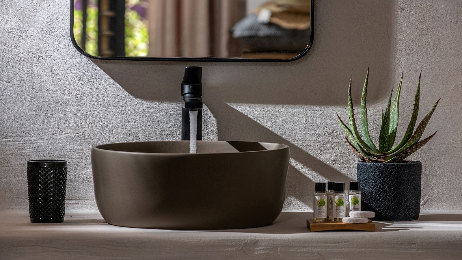 rooms-junior-suite-with-balcony