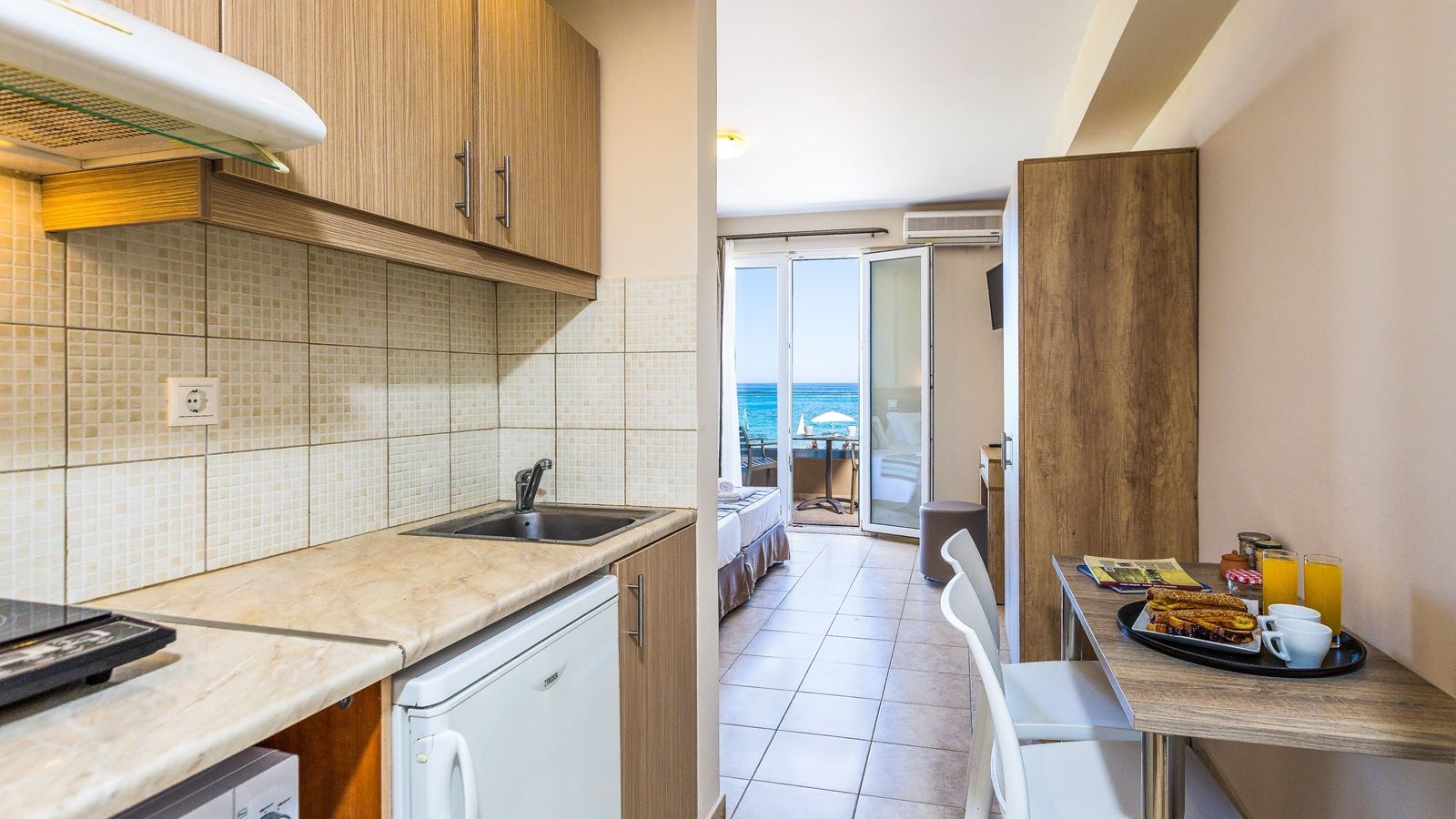 rooms-studio-superior-double-balcony-or-terrace