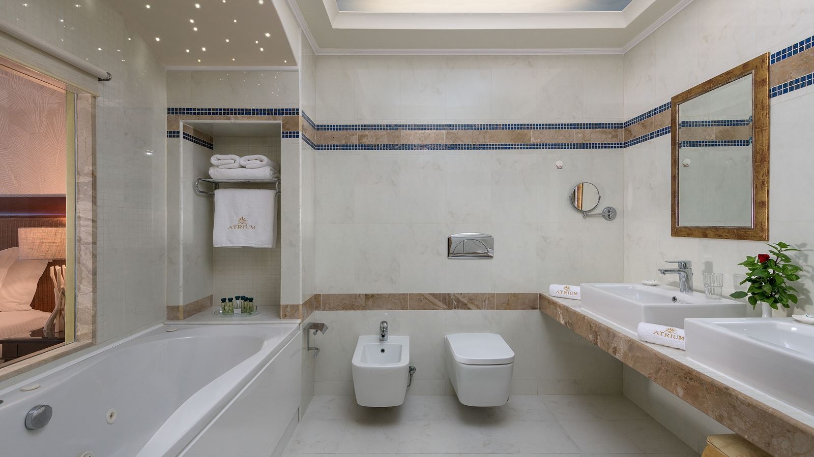 rooms-deluxe-single-room-sea-view-balcony-or-terrace