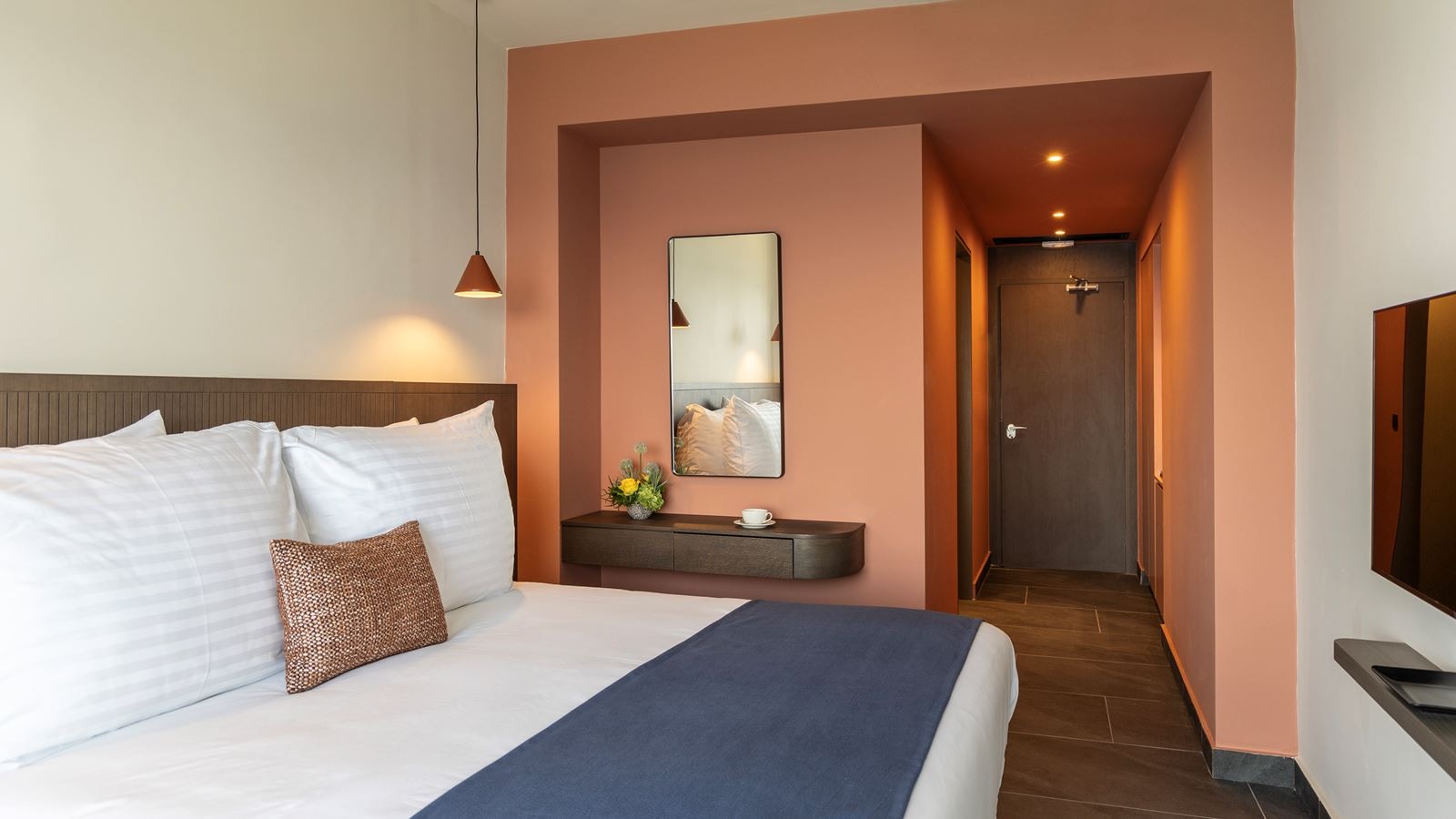 rooms-superior-room-mountain-view