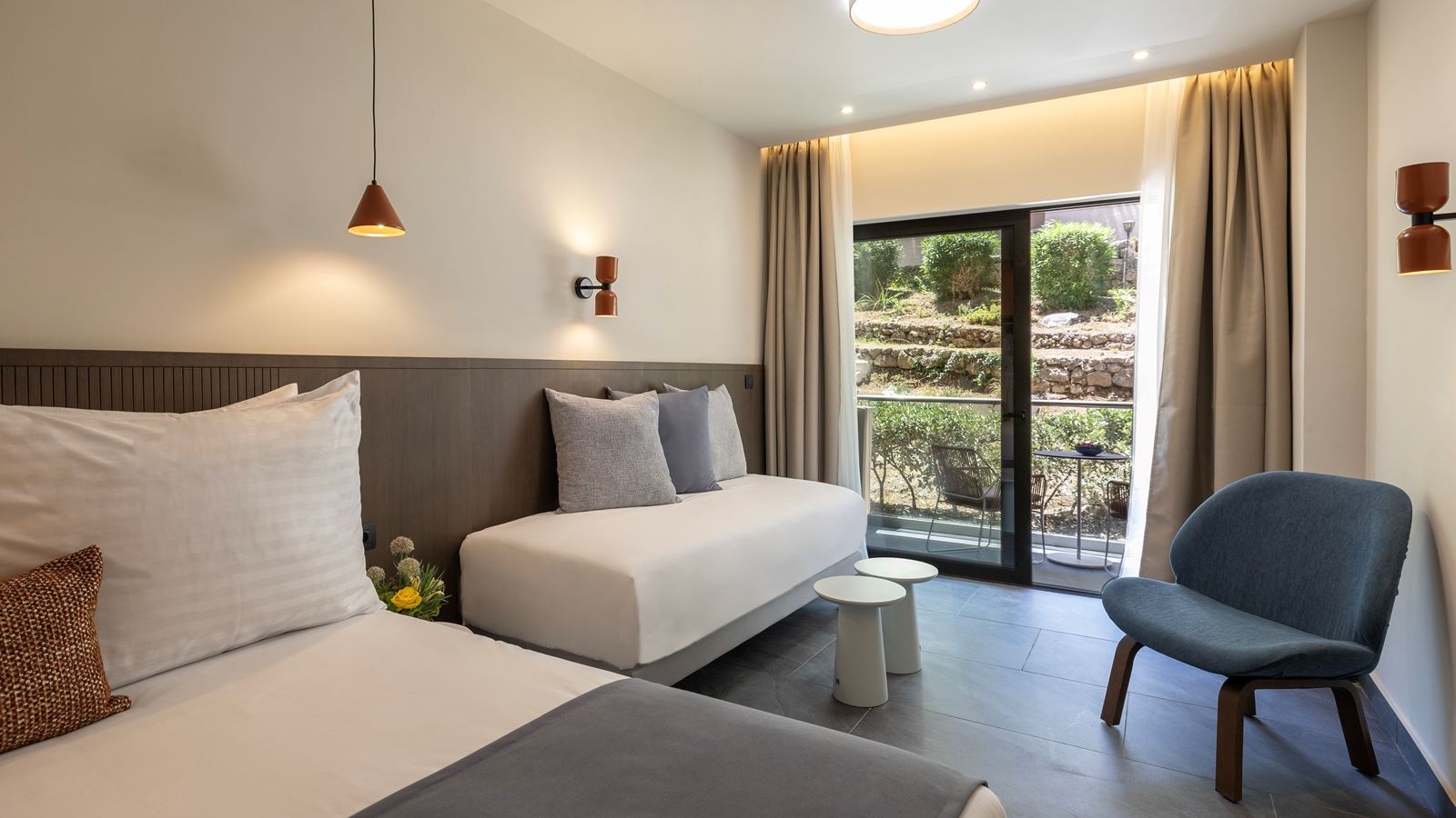 rooms-superior-triple-room-mountain-view