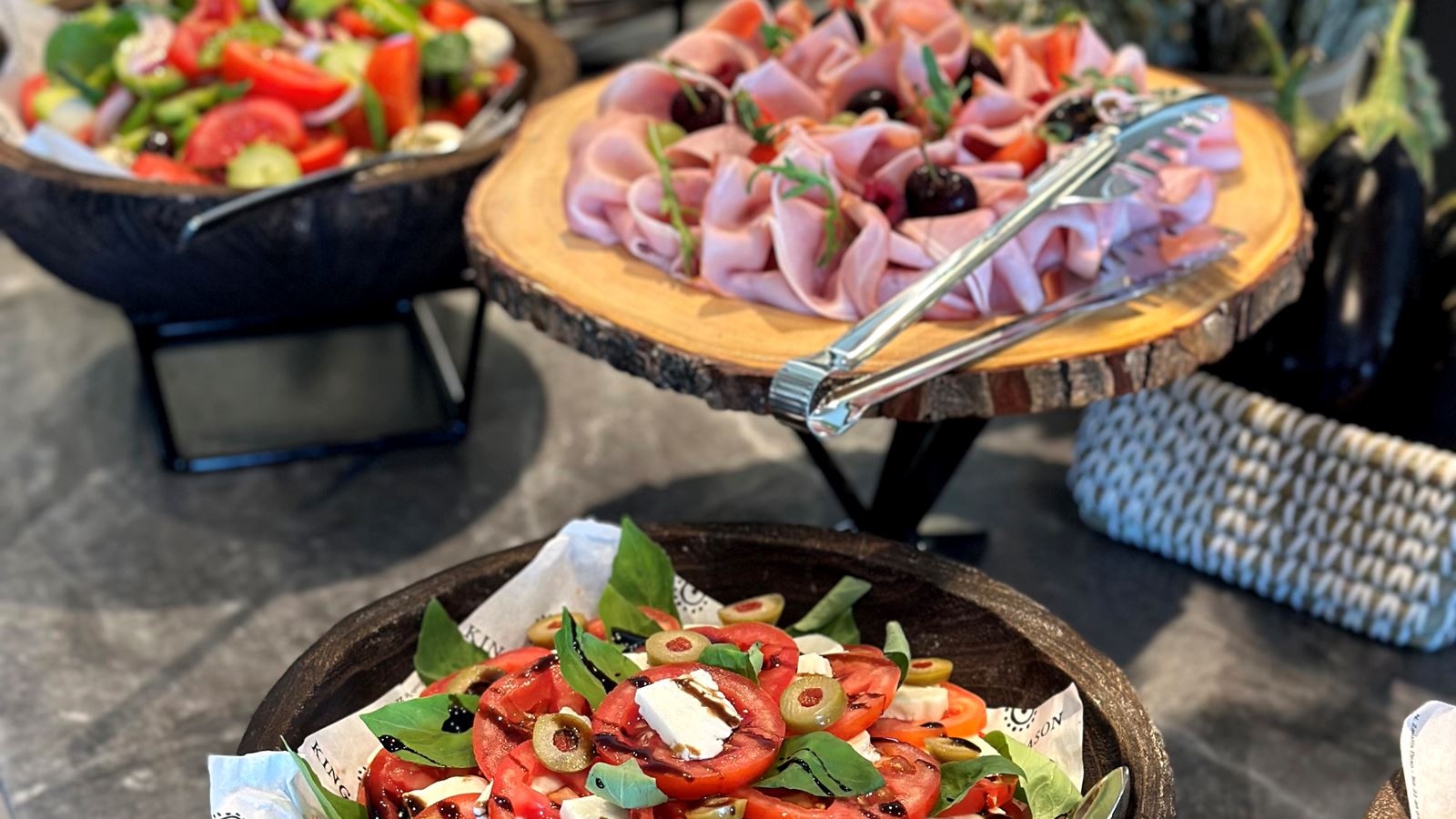 restaurants-restaurants