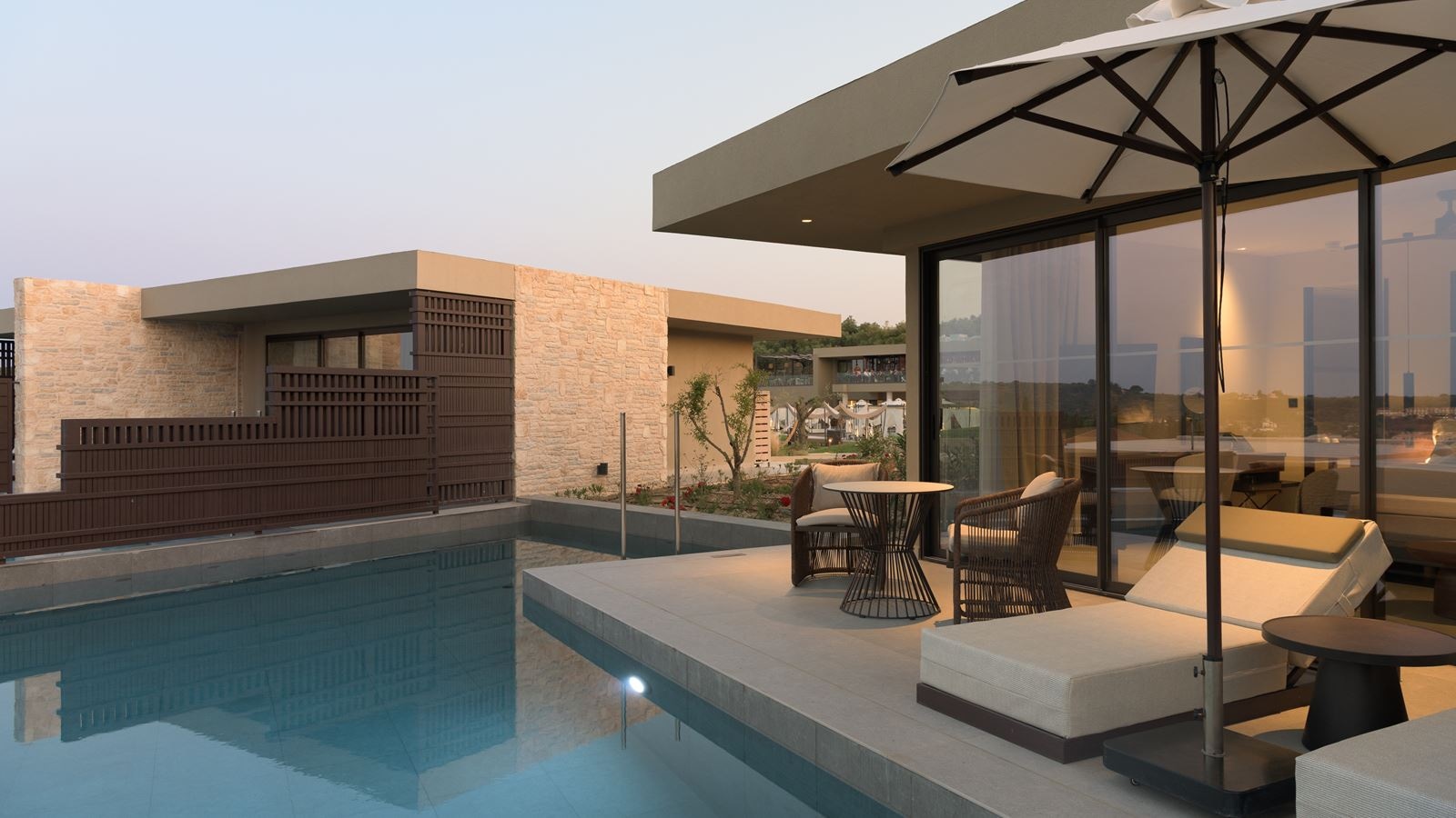 rooms-island-suite-sea-view-with-private-pool