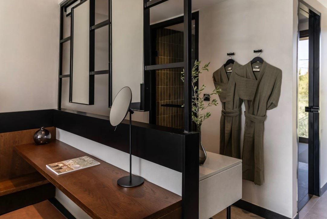 rooms-superior-suite-sea-view