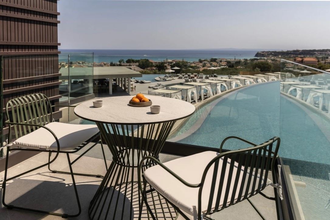 rooms-superior-suite-sea-view