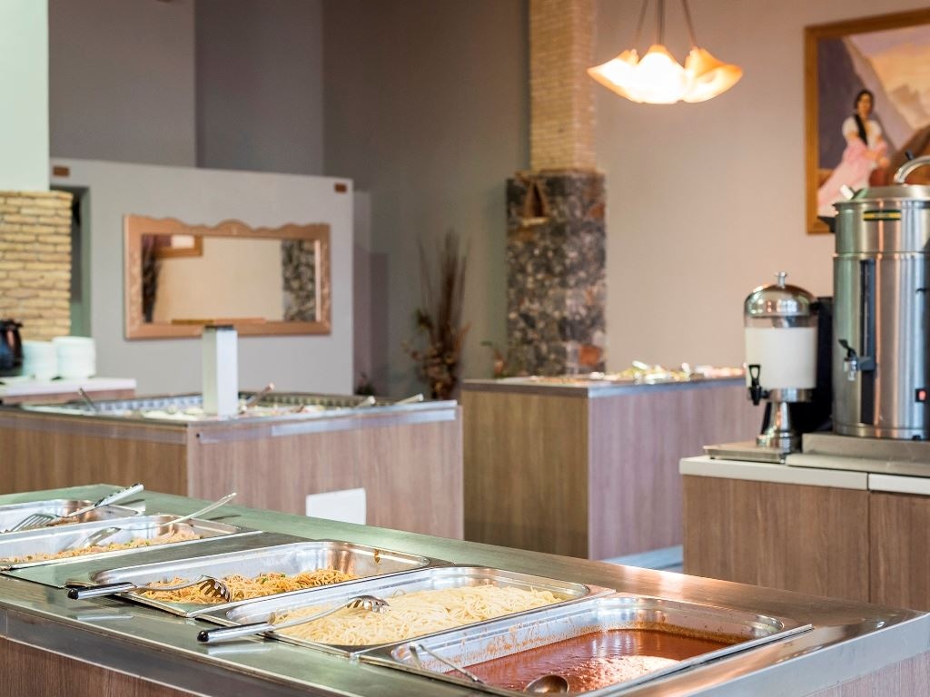 restaurants-neorio-main-restaurant