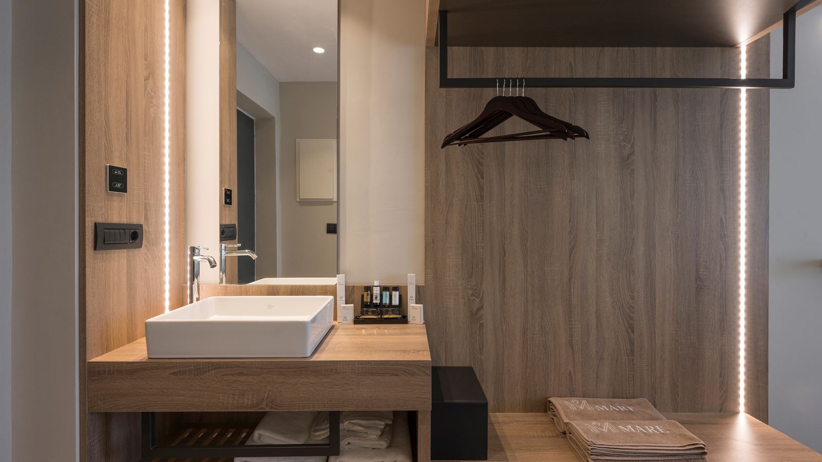 rooms-double-garden-view