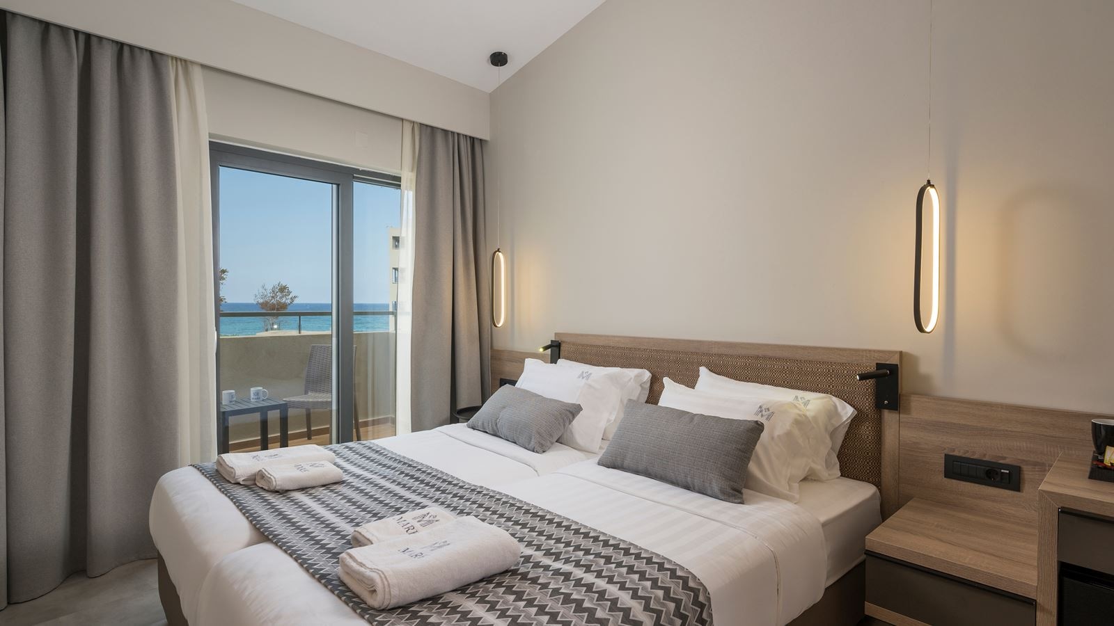 rooms-double--side-sea-view