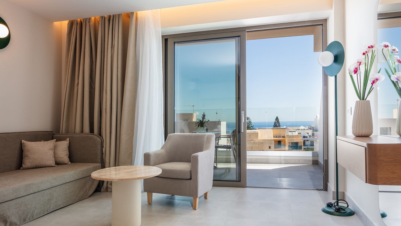 rooms-superior-room-sea-view