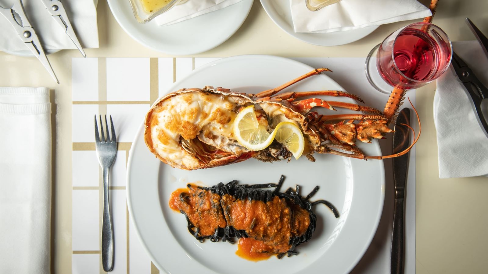 restaurants-a-la-carte-restaurant-elia