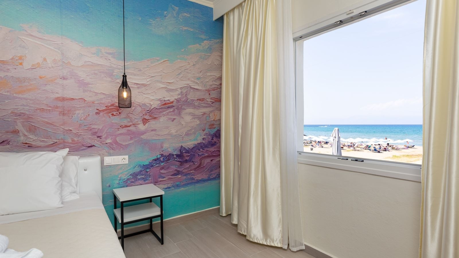 rooms-double-room-standard-seaview-without-balcony--terrace