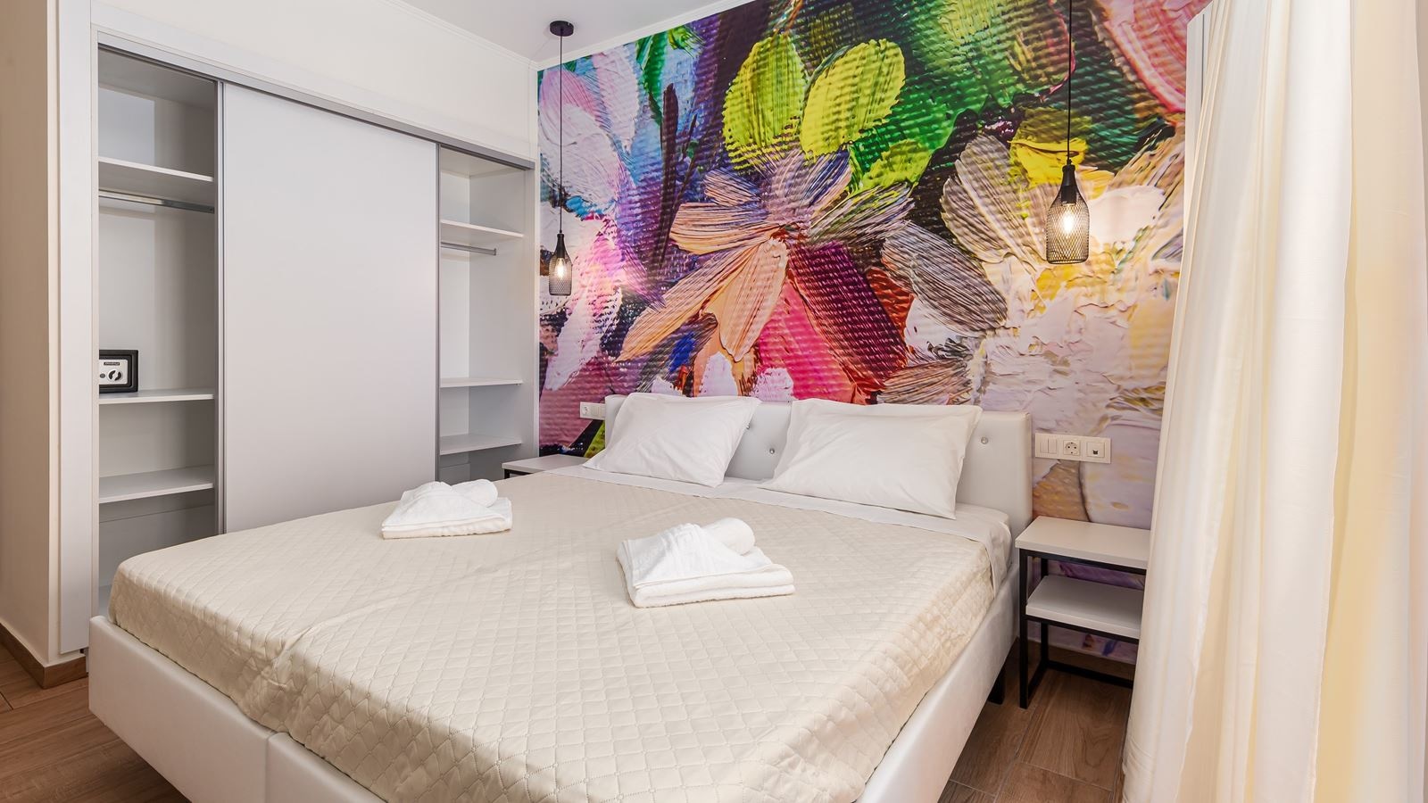 rooms-double-room-standard-seaview-without-balcony--terrace