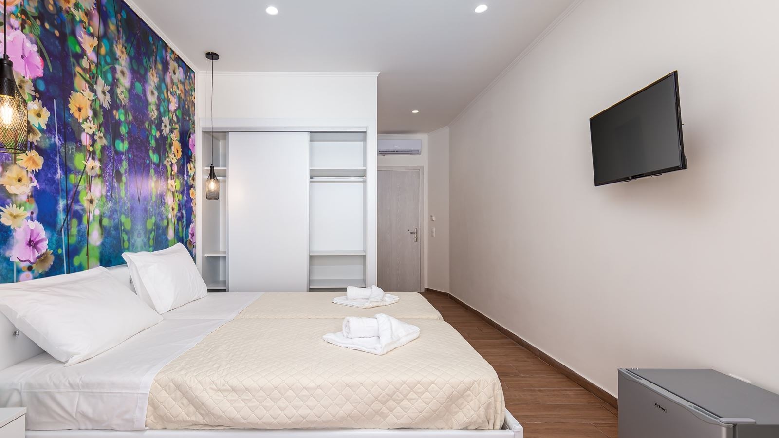 rooms-double-room-standard-seaview-without-balcony--terrace