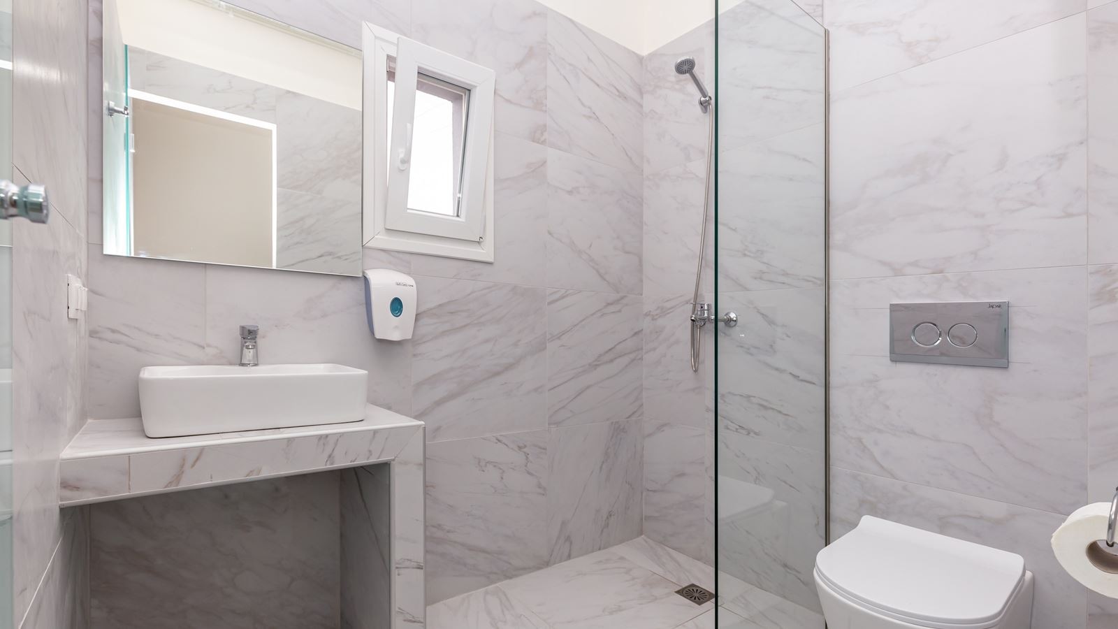 rooms-double-room-standard-seaview-without-balcony--terrace