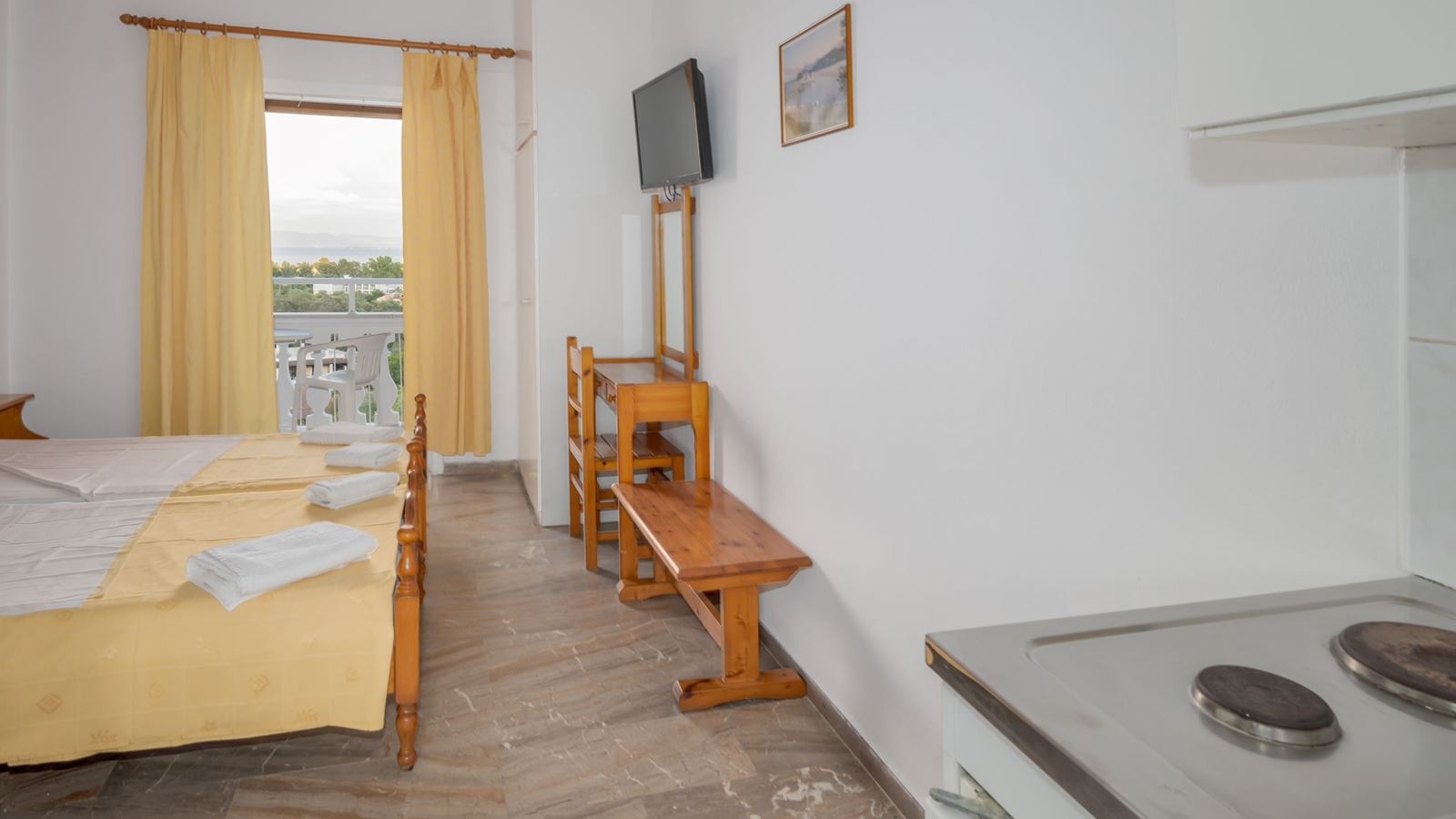 rooms-double-room-seaview-balcony-or-terrace