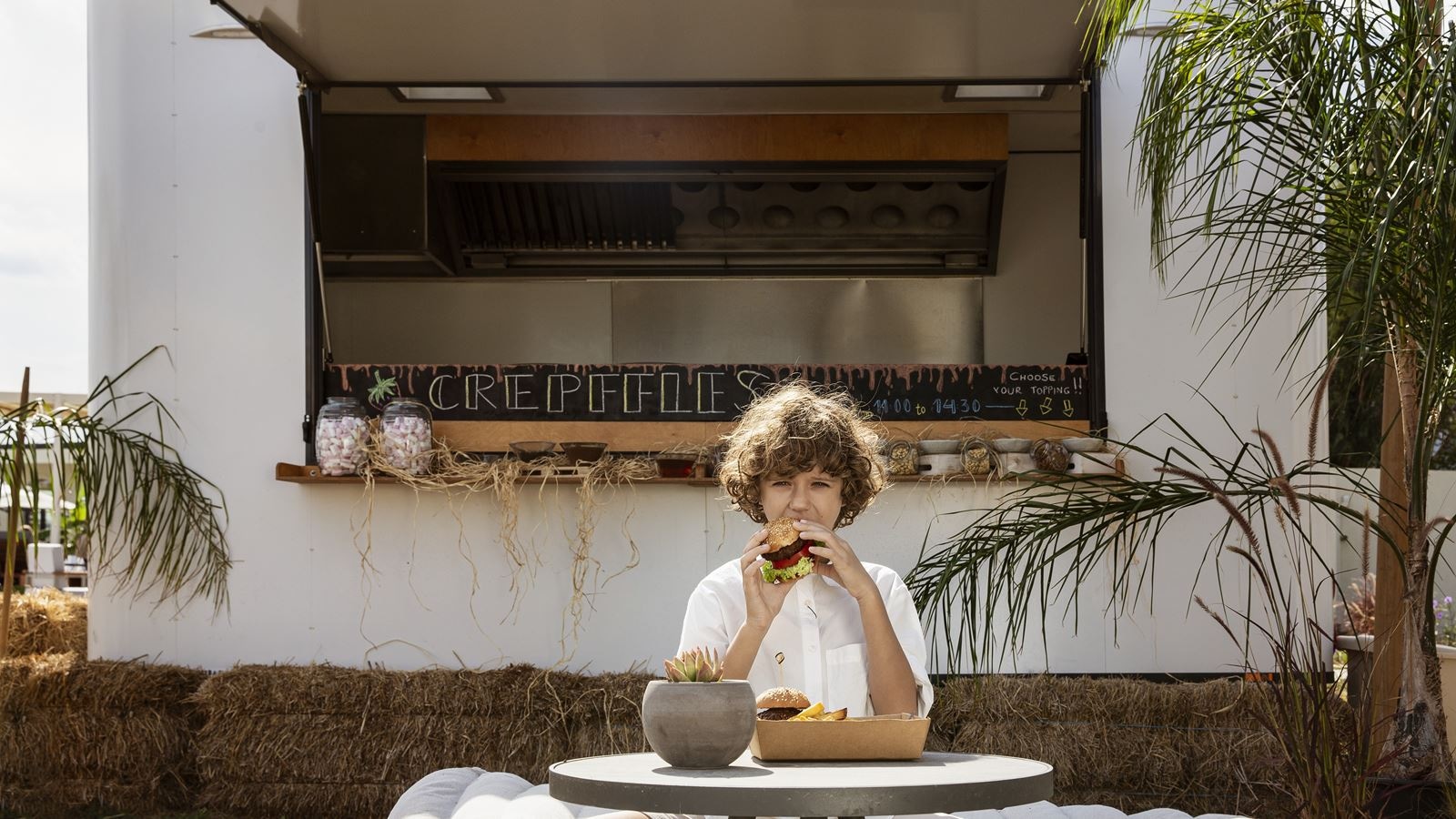 restaurants-πιτα-canteen