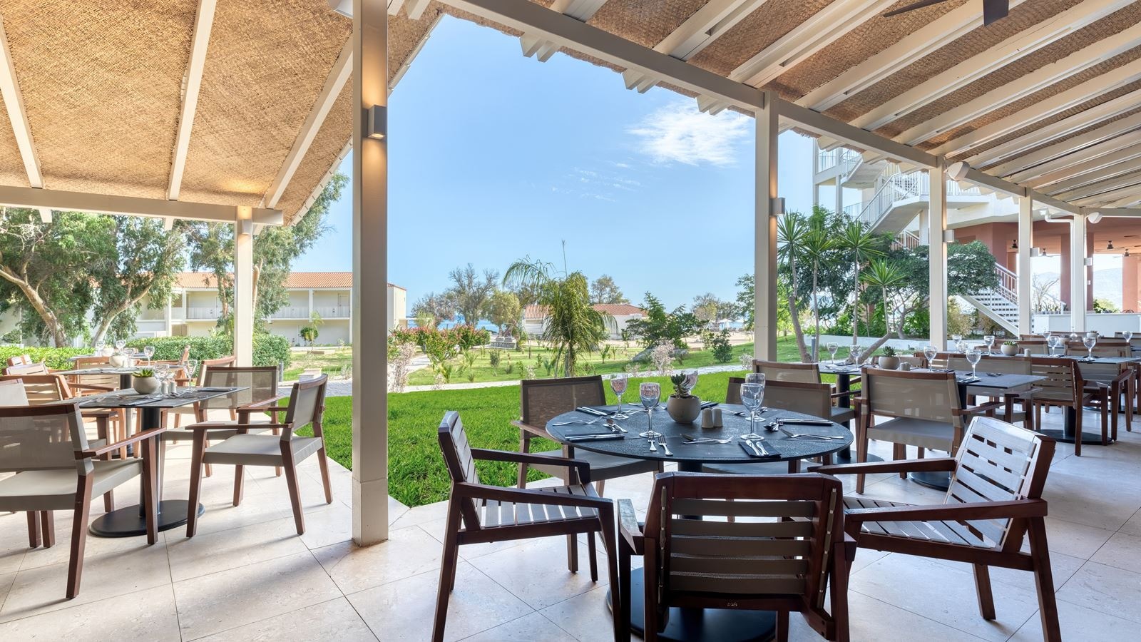 restaurants-monachus-restaurant