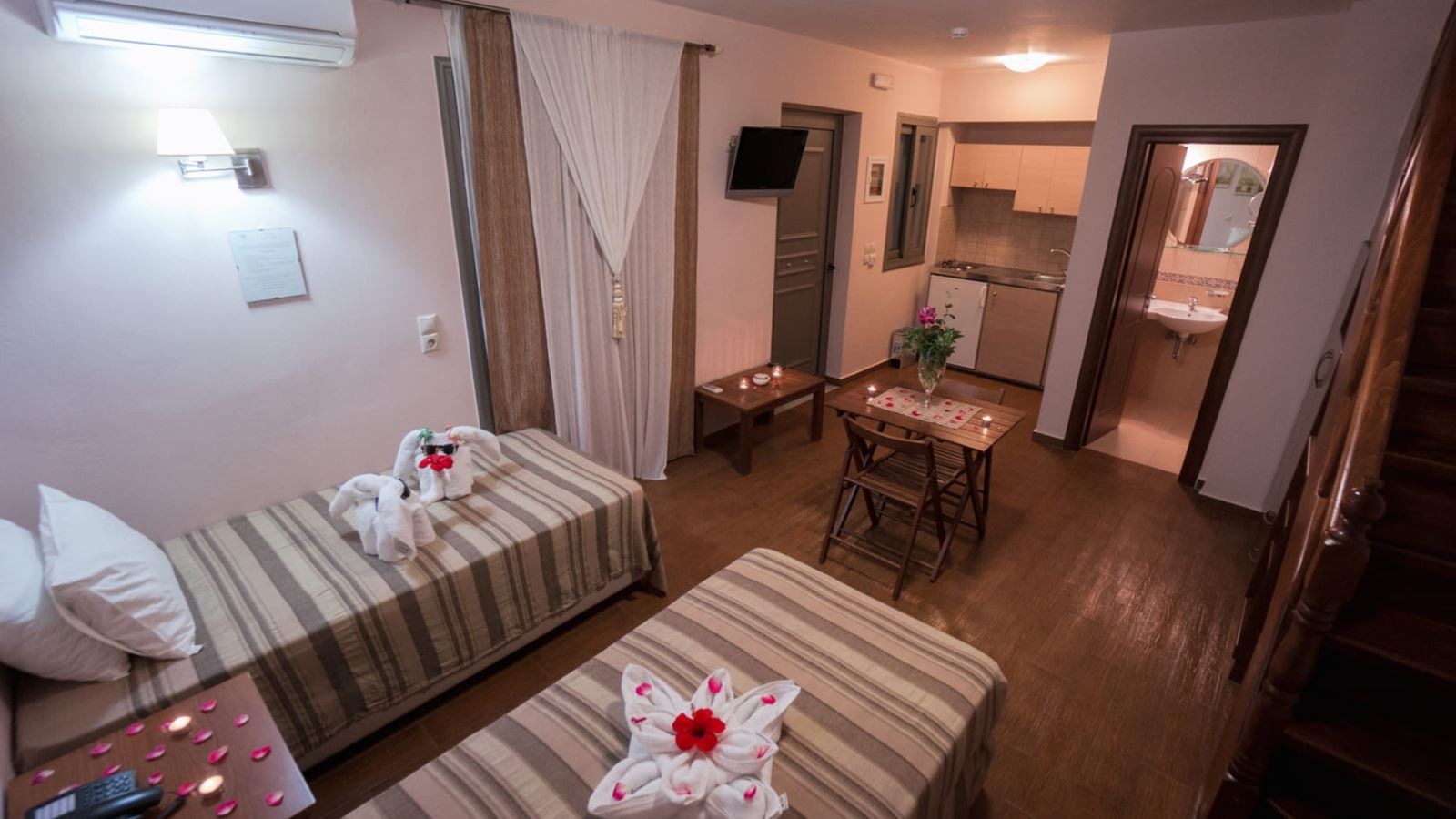 rooms-superior-maisonette-terrace