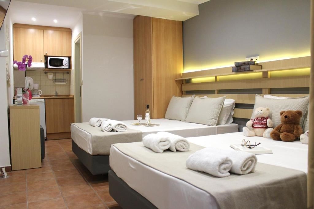 rooms-room-family-ground-floor-mountain-view-balcony-or-terrace