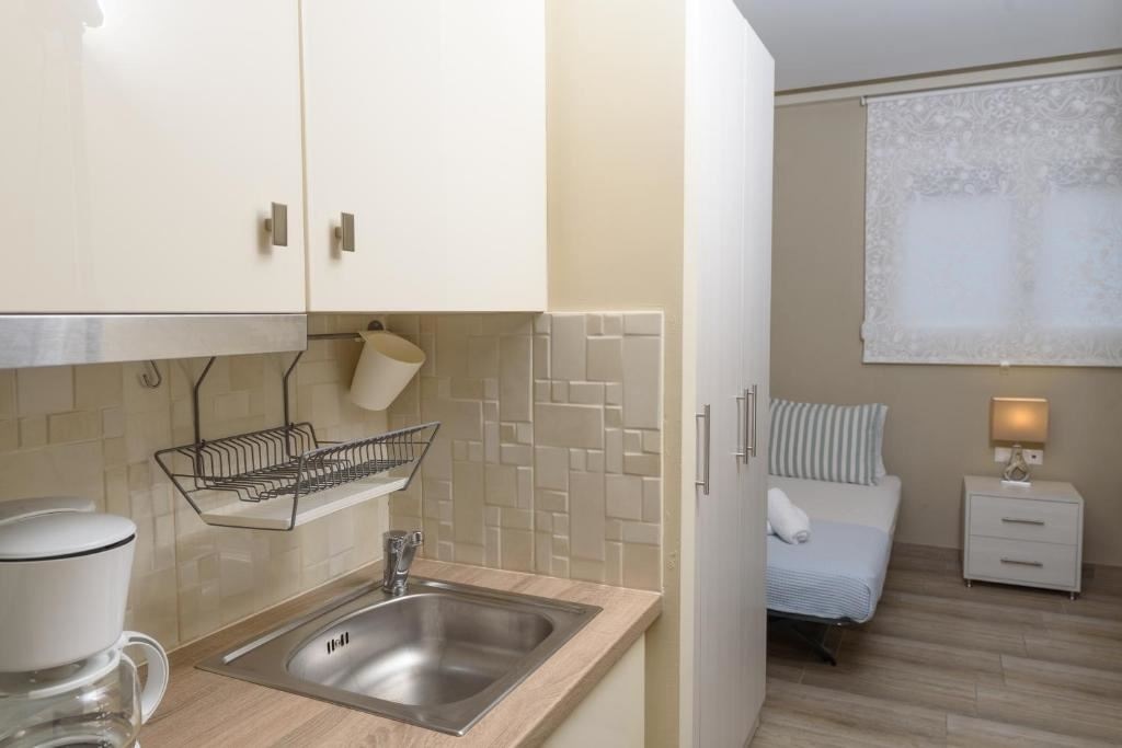 rooms-suite-junior-side-sea-view-balcony-or-terrace