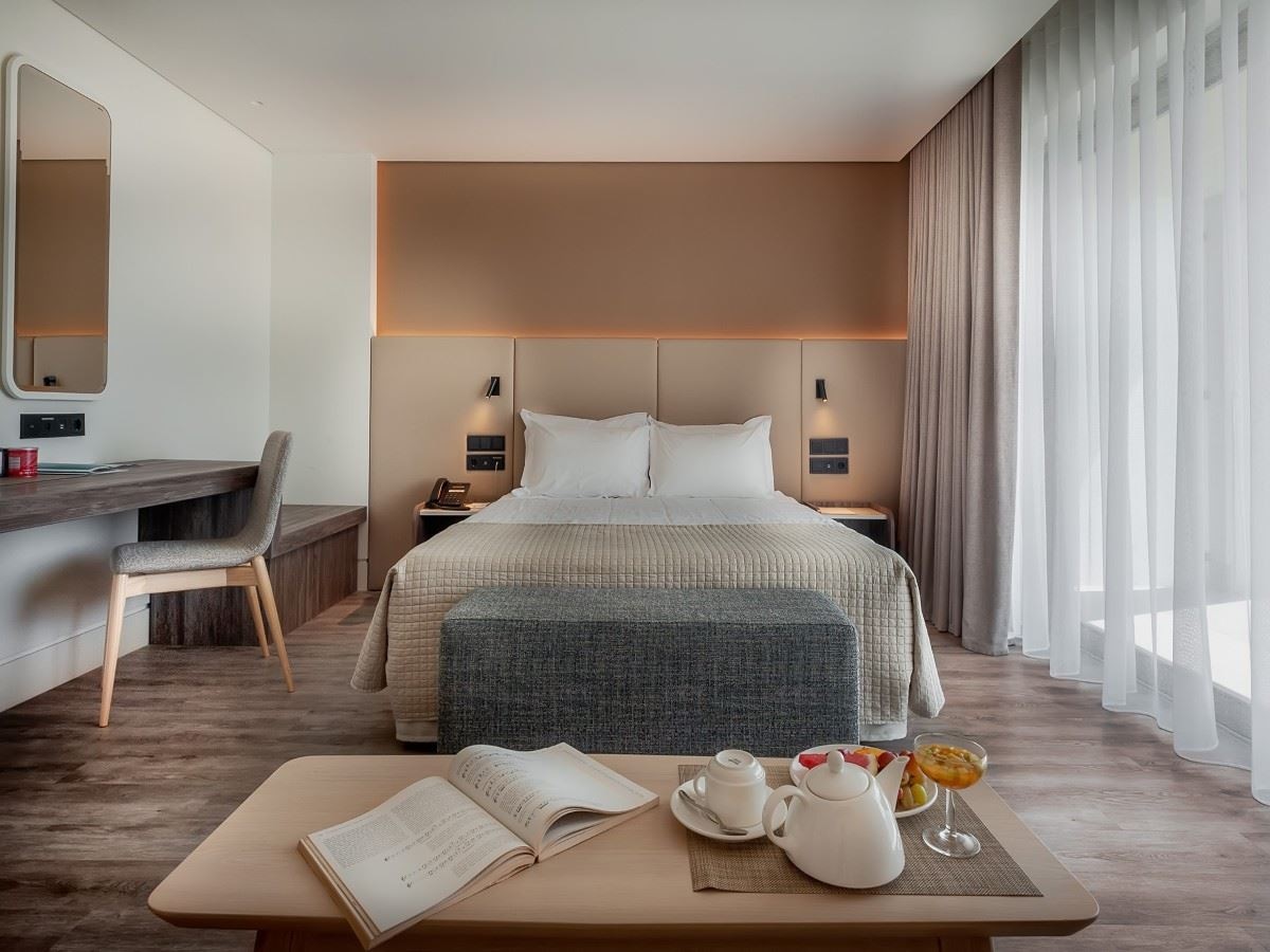 rooms-room-superior-double-seaview-balcony-or-terrace