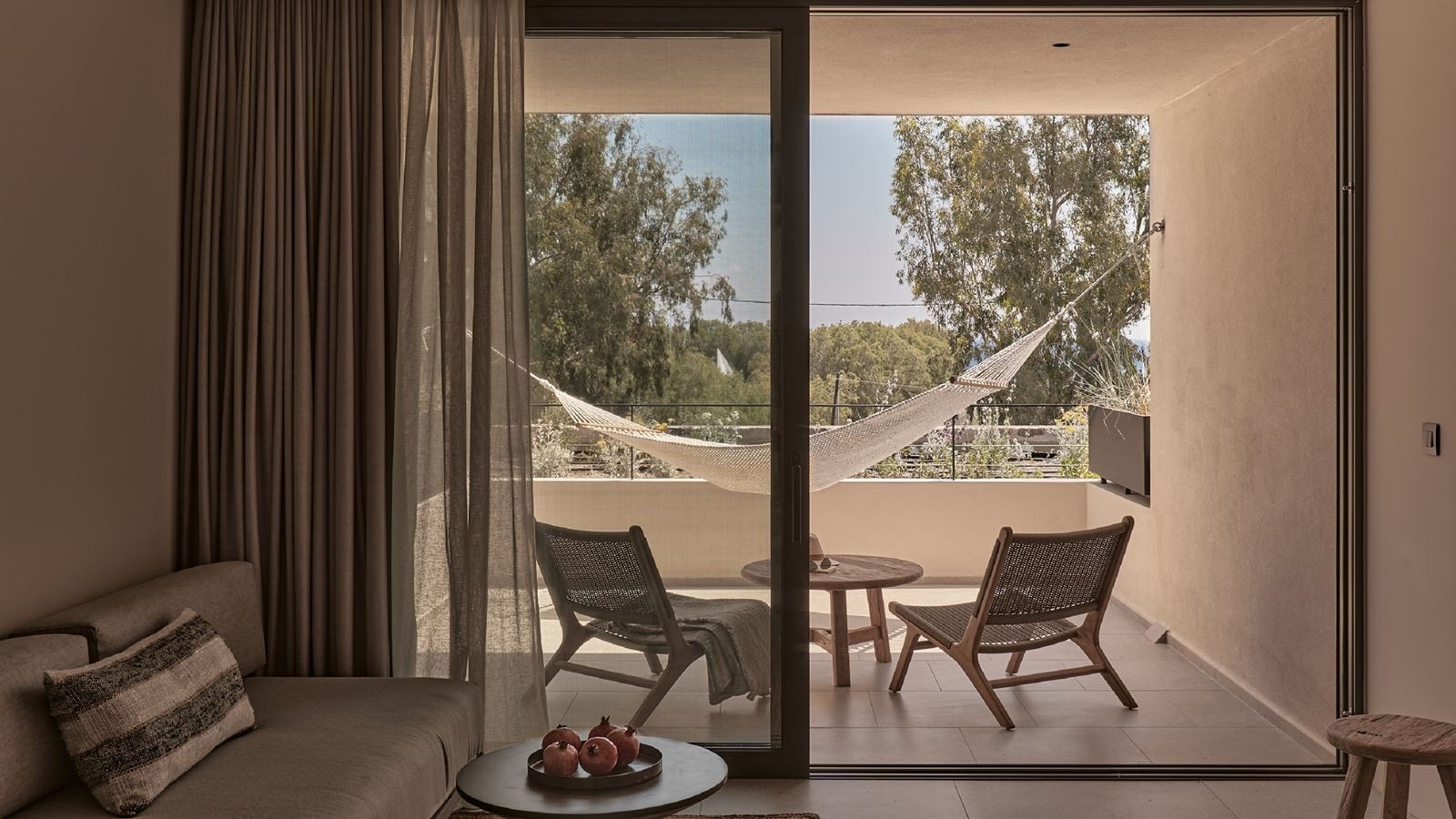 rooms-junior-suite-with-roof-garden