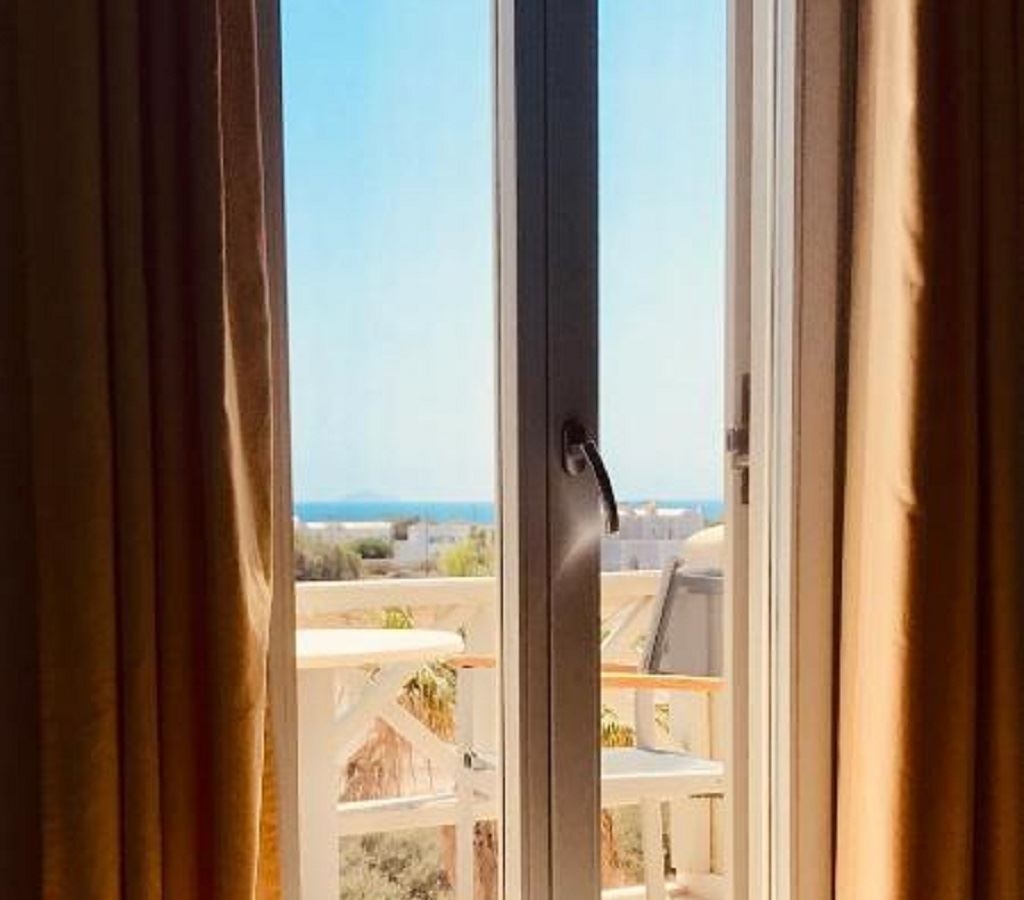 rooms-standard-double-partial-sea-view