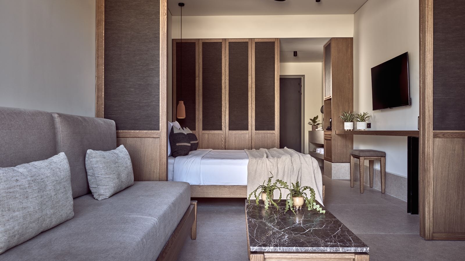 rooms-junior-suit-with-jaccuzi