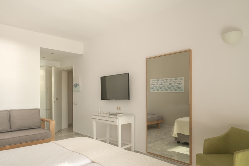 rooms-double-room-superior-sea-view