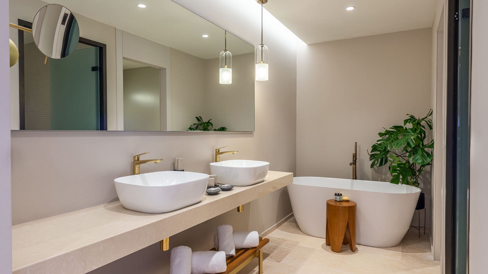 rooms-sea-view-grande-suite-with-private-pool