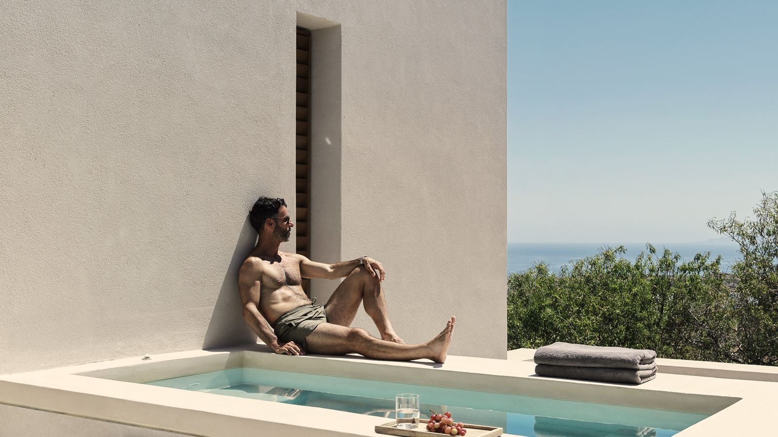 rooms-lava-suite-seaview-with-jacuzzi