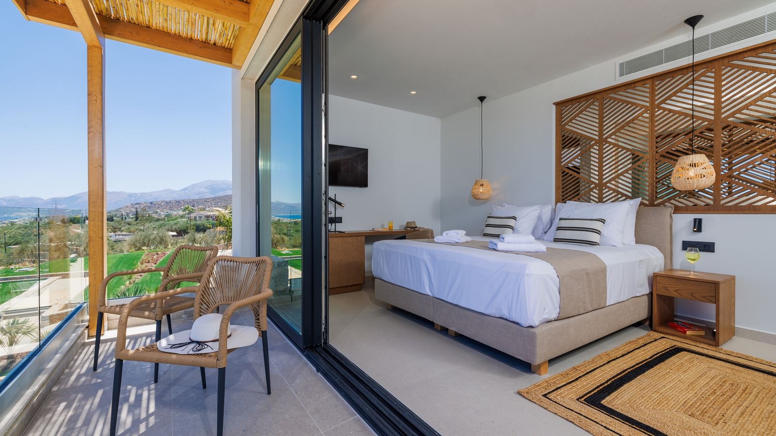 rooms-twostorey-suite-with-private-pool