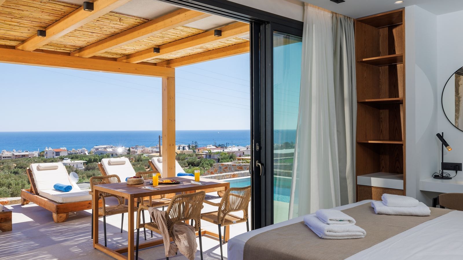 rooms-twostorey-suite-with-private-pool