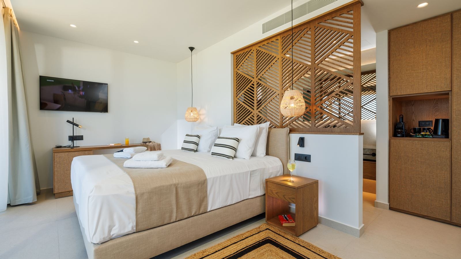 rooms-twostorey-suite-with-private-pool