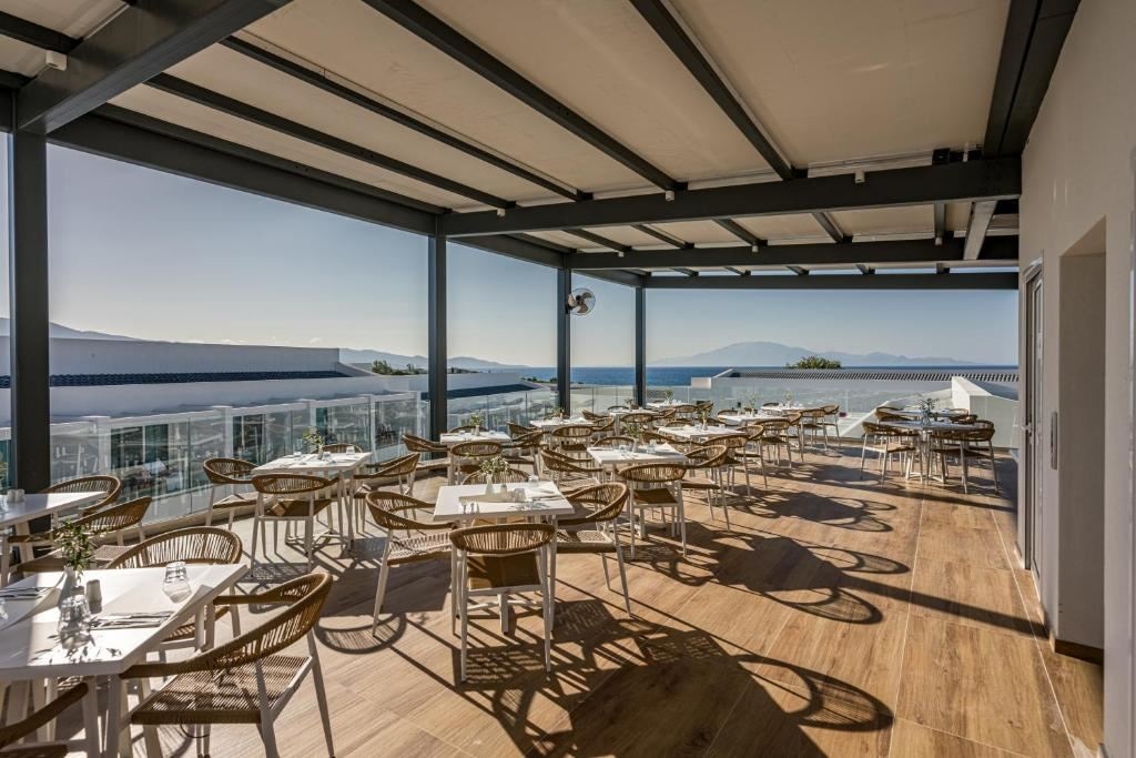 restaurants-restaurants